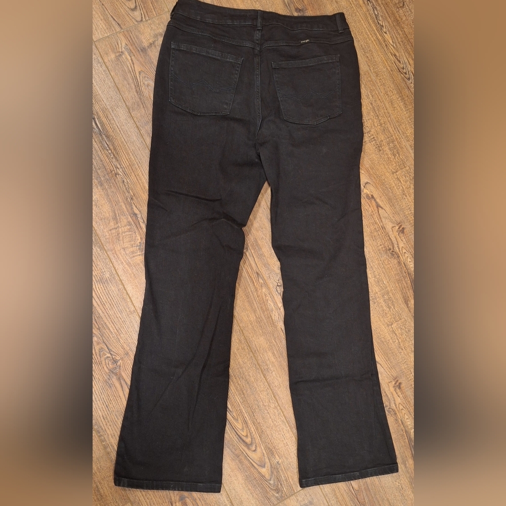 Wrangler Black Denim Bootcut Jeans ☆Size 12 or 32☆ NWOT